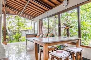 Sari Bamboo Bungalows