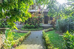 Sari Bamboo Bungalows