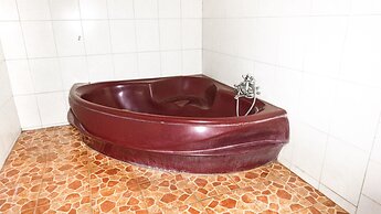 Sari Bamboo Bungalows