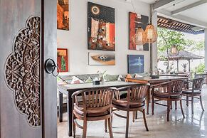 Sari Bamboo Bungalows