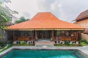 Sari Bamboo Bungalows