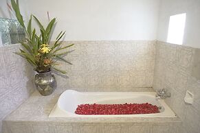 Sari Bamboo Bungalows