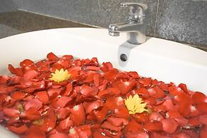 Sari Bamboo Bungalows