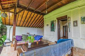 Sari Bamboo Bungalows