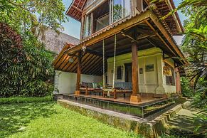 Sari Bamboo Bungalows