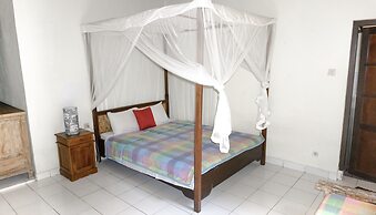 Sari Bamboo Bungalows