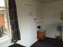 Kokatahi Valley Country Inn