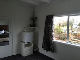 Kokatahi Valley Country Inn