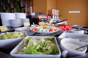 MaxOneHotels.com at Platinum Hayam Wuruk Jakarta