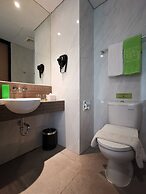 MaxOneHotels.com at Platinum Hayam Wuruk Jakarta