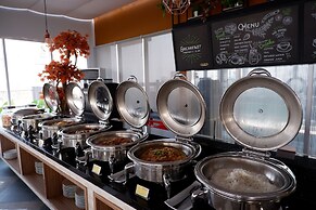 MaxOneHotels.com at Platinum Hayam Wuruk Jakarta