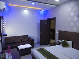 Hotel heaven and Resort