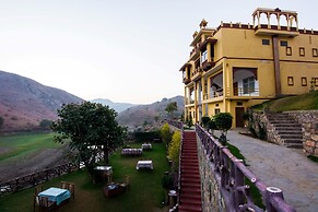 Lake Alpi resort Kumbhalgarh