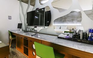 Bentley Business Hotel