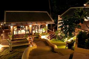 Hillside Village Resort