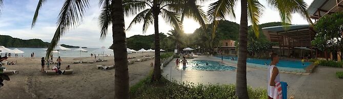 Beach Condos Pico de Loro Hamilo Coast