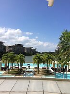 Beach Condos Pico de Loro Hamilo Coast