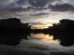 Beach Condos Pico de Loro Hamilo Coast