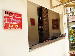 White Coconut Cottage