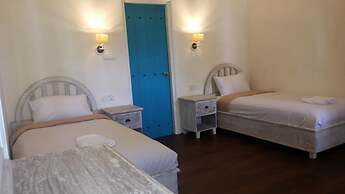 White Coconut Cottage