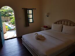 White Coconut Cottage