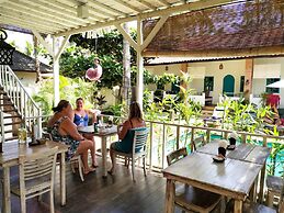 White Coconut Cottage