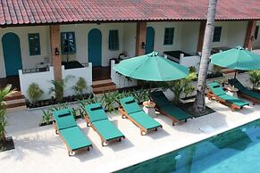 White Coconut Cottage