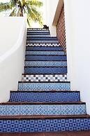 White Coconut Cottage