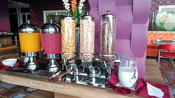 Premiere Hotel Tegal