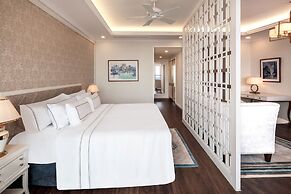 Melia Vinpearl Danang Riverfront
