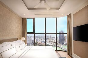 Melia Vinpearl Danang Riverfront