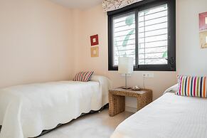 Espectacular terraza con vistas al mar