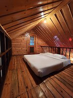 The Chalets Naldehra