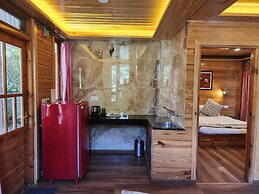 The Chalets Naldehra