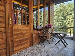 The Chalets Naldehra