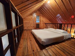 The Chalets Naldehra