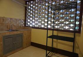 Lampang Bouteak Resort