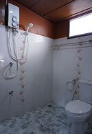 Lampang Bouteak Resort