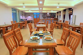 Glorious Monywa Hotel