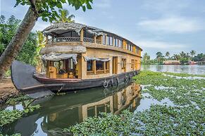 GuestHouser 3 BHK Houseboat e567