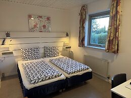 Hine Bakke Guest House