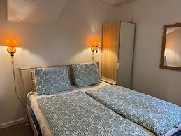 Hine Bakke Guest House