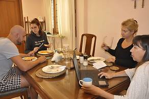 Aashianaa Gracious Living