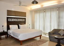 Aashianaa Gracious Living