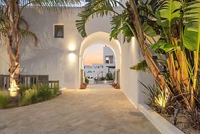 Melidron Hotel & Suites