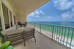 Pleasant Oceanfront Condo with Large Balcony and Beach Access - Unit 1