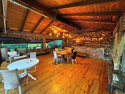 216 North Hotel & Wellness-Spa