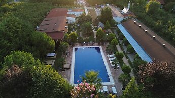 216 North Hotel & Wellness-Spa