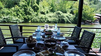 216 North Hotel & Wellness-Spa