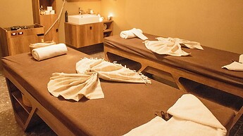 216 North Hotel & Wellness-Spa
